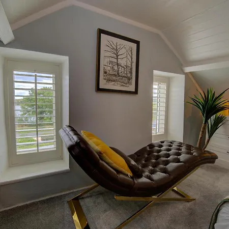 Traditional With Private Hot Tub In The Heart Of Donegal Сasa de vacaciones