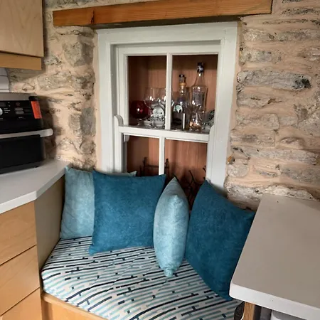 Сasa de vacaciones Traditional With Private Hot Tub In The Heart Of Donegal Letterkenny