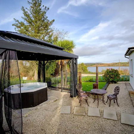 Traditional With Private Hot Tub In The Heart Of Donegal Letterkenny