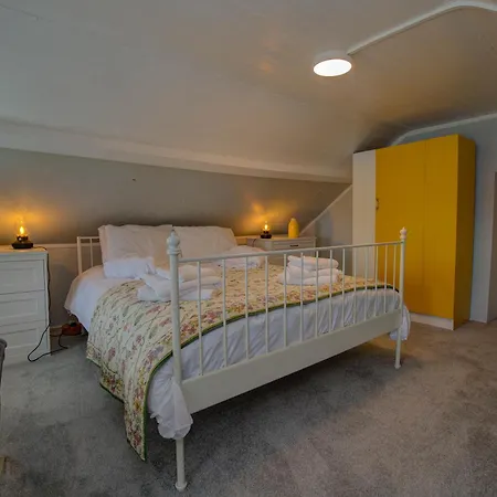 Traditional With Private Hot Tub In The Heart Of Donegal Letterkenny