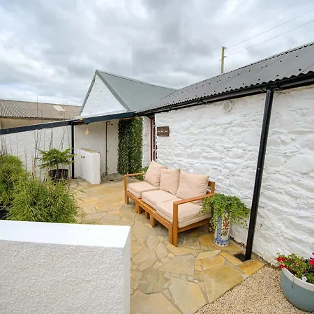 Traditional With Private Hot Tub In The Heart Of Donegal Letterkenny