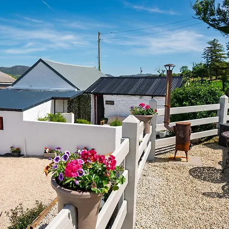 Сasa de vacaciones Traditional With Private Hot Tub In The Heart Of Donegal