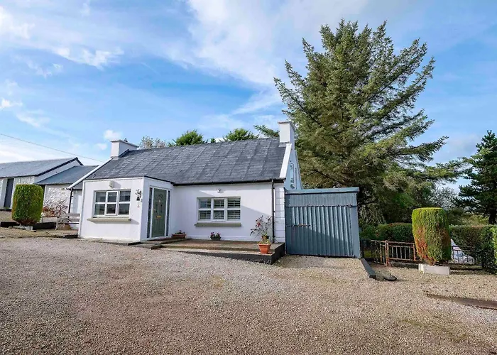 Σπίτι διακοπών Traditional With Private Hot Tub In The Heart Of Donegal Letterkenny